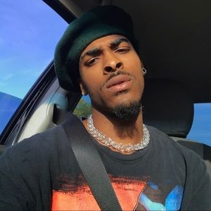 Meet your Posher, Gregory jaye